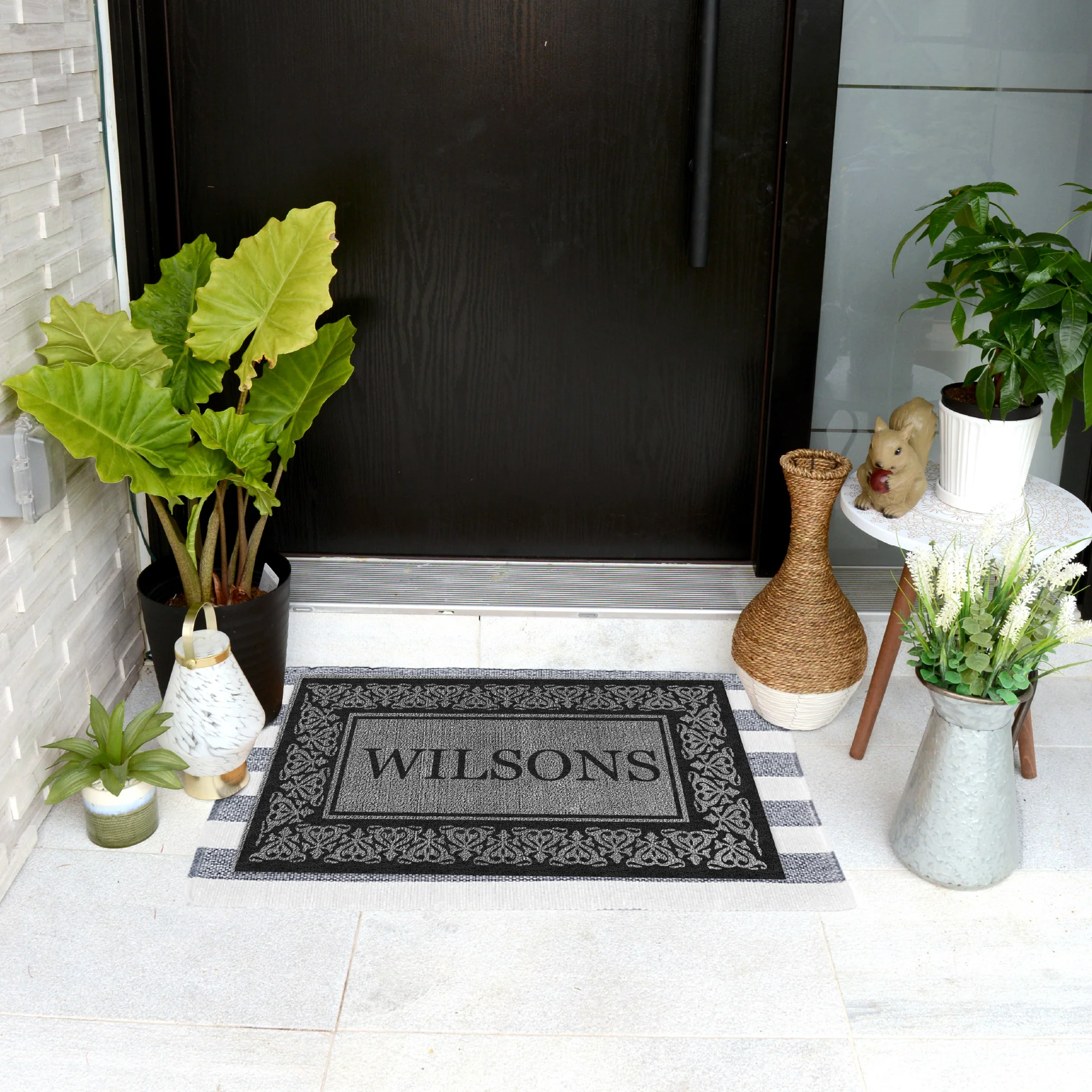 Decor Loop Blooming Hearts Border Personalized Doormats - Image 3
